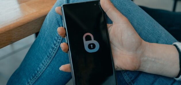 Så tar du kontroll över mobilens dolda behörigheter: Steg för steg